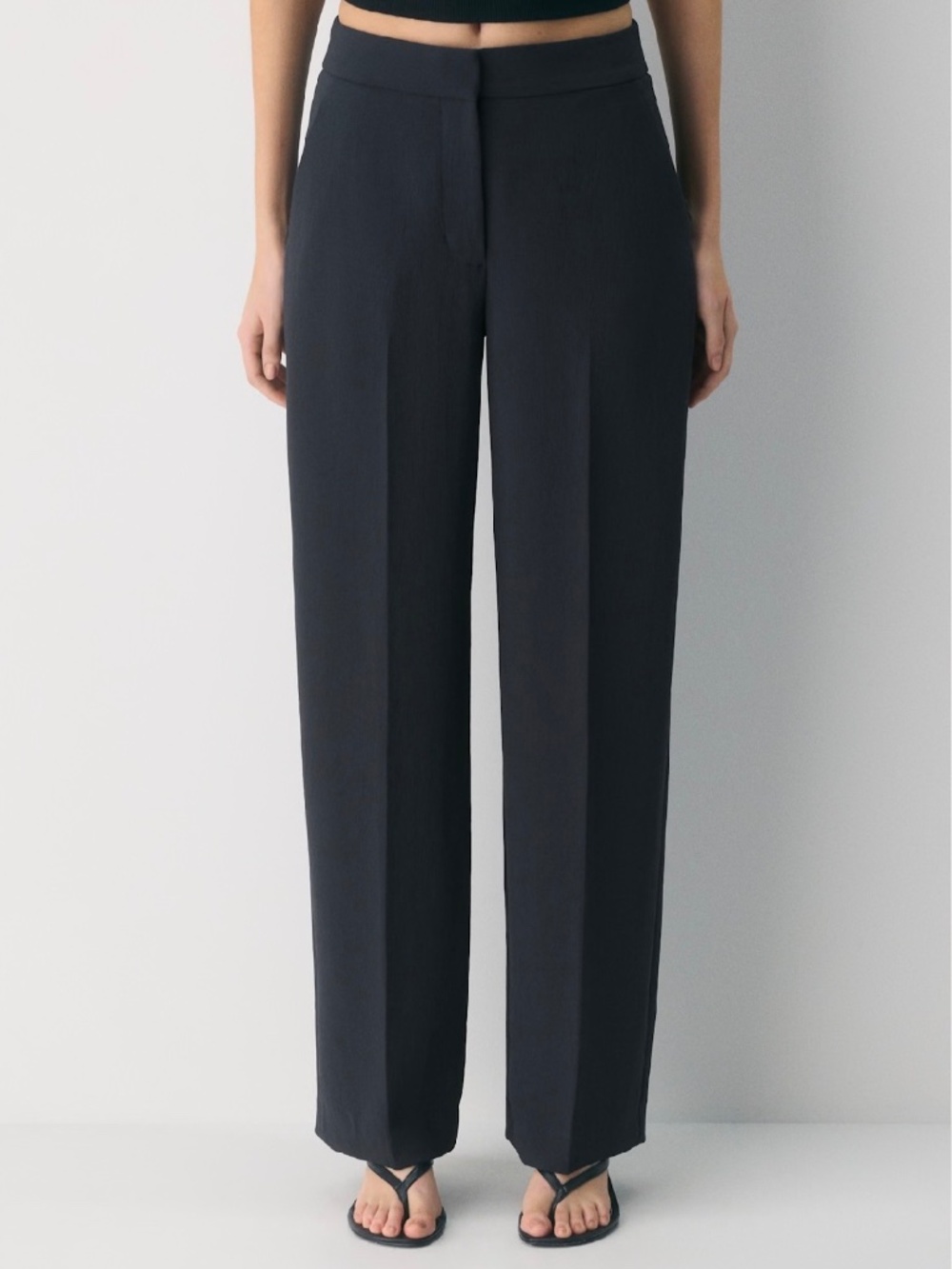 Aritzia the limitless pants Size 12 tall Black